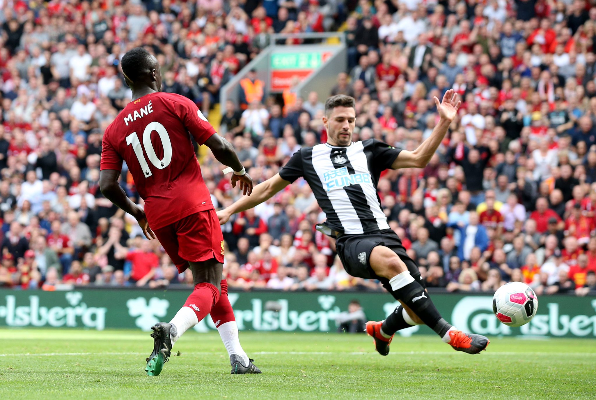 复杂多变的 复杂多变的